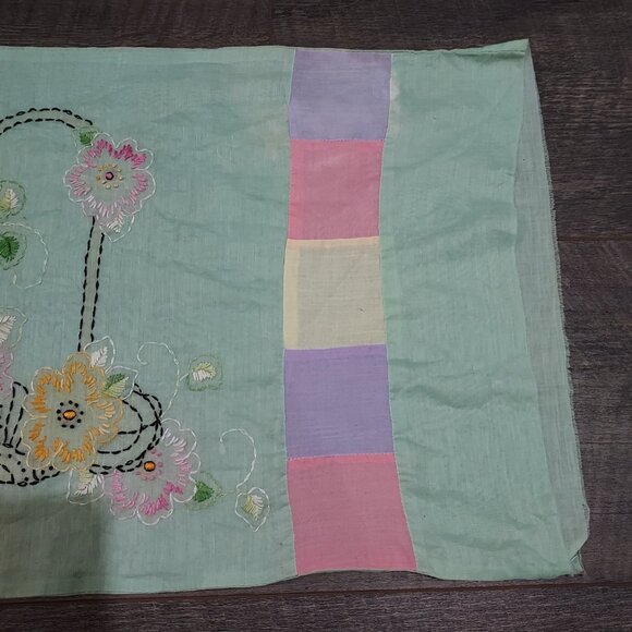 Pillow Case Cover 1950s Hand Embroidered Floral Baby Nursery 22" - Picture 11 of 13